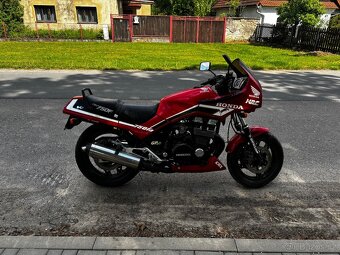 Honda cbx750f cena 27999kč - 2