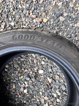 Letní pneu 245 / 45 R18 Good Year - 2
