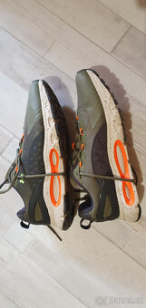 Run Under Armour - HOVR INFINITE SUMMIT unisex 42 - 2