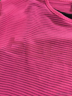 Dívčí sportovní crop top vel. 146 - 2