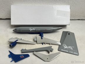 United Shuttle Boeing 737-300 1:200 - 2