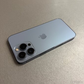 iPhone 13 Pro 256GB sierra blue, jako nový, rok záruka - 2