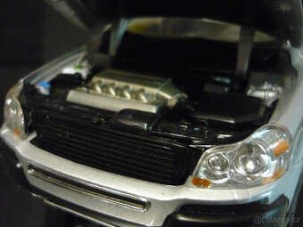 Volvo XC90 Welly 1/18 - 2