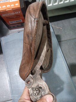 Jawa 250,350 pérák sedlo s kolíbkou - 2