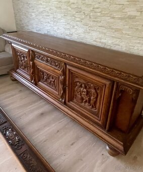 STAROŽITNÁ KOMODA - 2