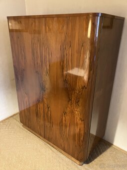 Šatní skříň (50. léta) - 2