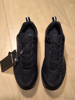 MTB tretry Force Hill Vibram černé vel.42 - 2