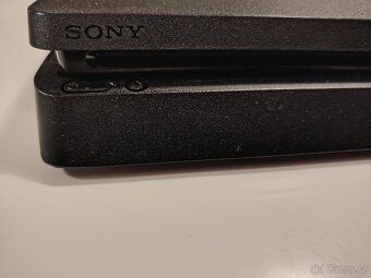 PS4 slim - 2