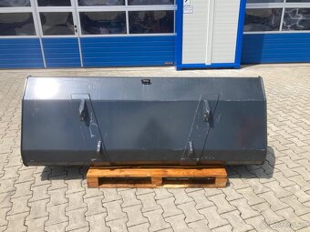 Čelní lopata STOLL - 2