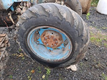 Kolo zetor 14,9/13-28 - 2