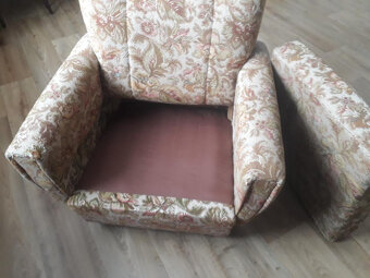 Ušák - křeslo - 2