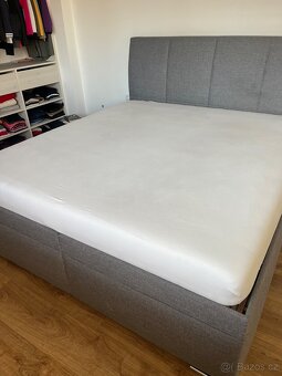 Postel s úložným prostorem - 2