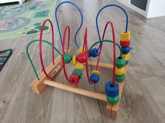 IKEA houpací sob, korálkové bludiště - 2