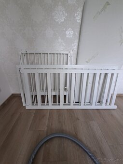 Dětská dřevěná postýlka bílá - 2