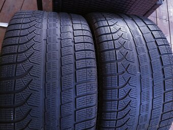 Pneu 285/35.R.21.Pirelli - 2