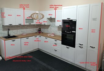 Nepoužitá kuchyně NATALI z výstavy - 2