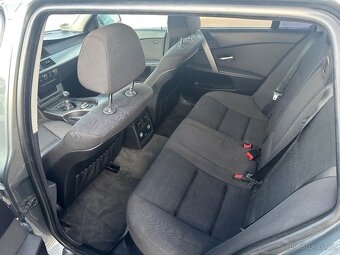 BMW E61 523i - 2
