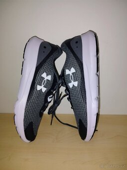 Tenisky Under Armour 40,5, 39 a 37,5 - 2