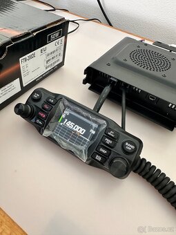 Yaesu FTM 200 - 2