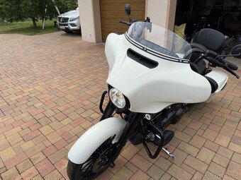 Street Glide FLHXS - 2