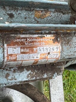 Kompresor retro - 2