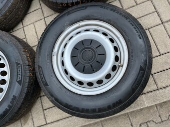 4x plechové kola 5x120 R16, pneu C - 2