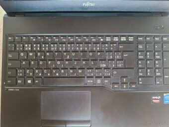 Fujitsu Lifebook A555 – Intel Core i5‑5200U 16 GB ram - 2
