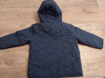 Slabá prošívaná bunda, vel. 104/110 - 2