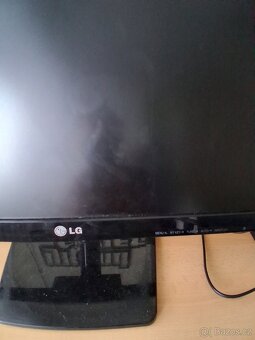 Prodám monitor LG - 2