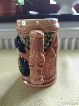 Starý německý keramický půllitr zn. JAPAN - 2