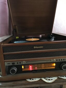 Retro gramofon s rádiem, CD Roadstar - 2
