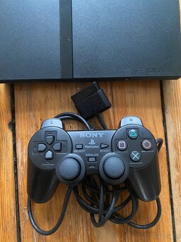 PlayStation 2 PS2 Slim 3x hra Sony příslušenství - 2