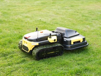 Robotická sekačka Yarbo Core - 2