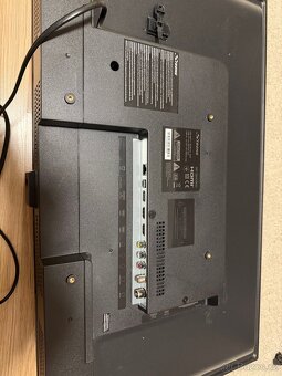 TV Strong 32 palců - 2