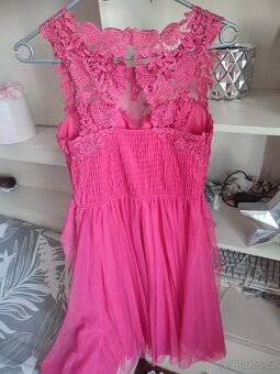Růžové společenské šaty vel 36 - 2