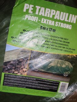 Zakrývací plachta 8x12m - 2