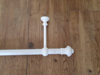 bílá tyč (gárnýž) - 2