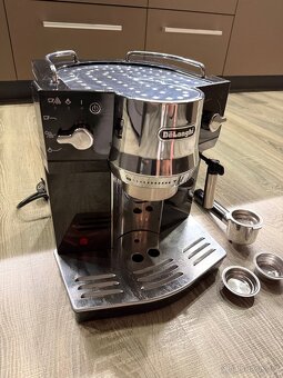 Kávovar DeLonghi EC820.B - 2