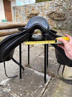 Sedlo Bates WIDE all - purpose (všestranné) „16” - 2