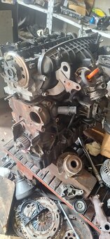 Motor 2.0tdi bkd - 2