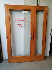 Dveře dřevěné 150cm x 212cm - 2