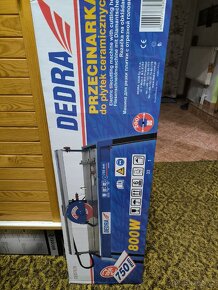 El. Řezačka obkladů DEDRA 800W,max.delka řezu 750mm. - 2