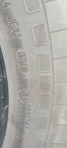 Continental VanCo fourSeason 225/75 R16 121R - 2
