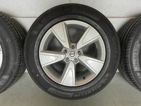 Volvo XC40 nová sada ALU kol R17 letní - 2