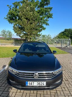 VW Passat B8/2.0TDI/140 kW/DSG/180tkm/matrix/virtual - 2