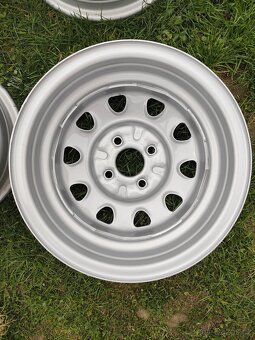 Prodám disky Felicia pickup - 2