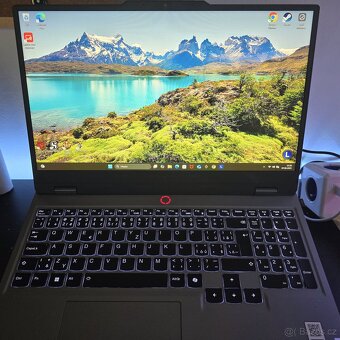 Notebook Lenovo LOQ 15IRX9 - 2