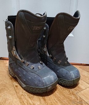 Boty na snowboard vel. 40,5 - 2