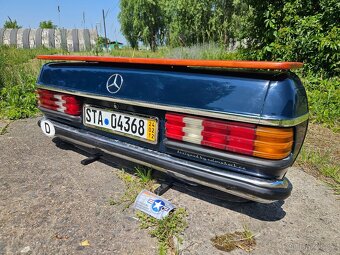 Mercedes stolek pod TV - 2