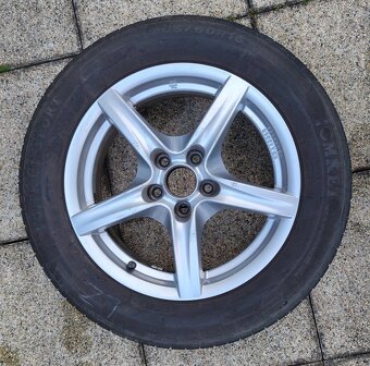 Sada alu kol  Alutec 6.5Jx16 H2, ET39, pneu 205/60 R16 - 2